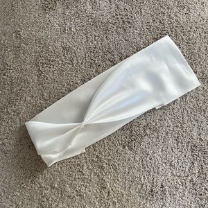 Wedding dress accessory (bandeau)